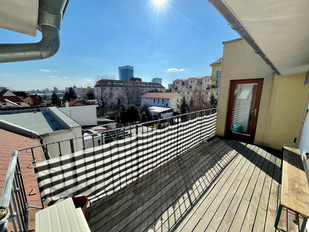 Beautiful And Romantic Penthouse With Two Terraces Bratislava Buitenkant foto