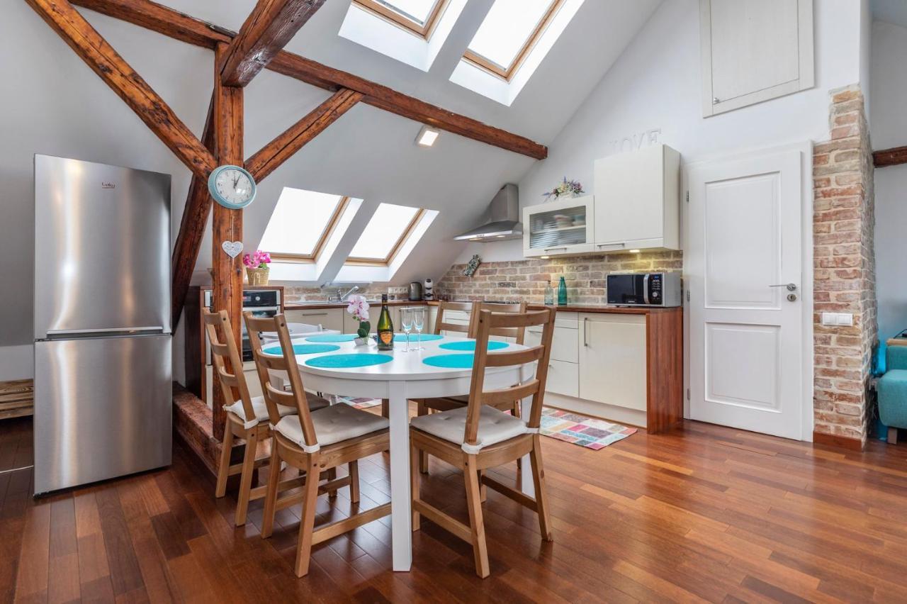 Beautiful And Romantic Penthouse With Two Terraces Bratislava Buitenkant foto
